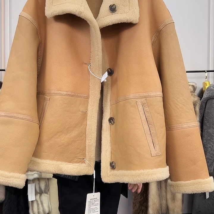 恒玖新款女装外套071