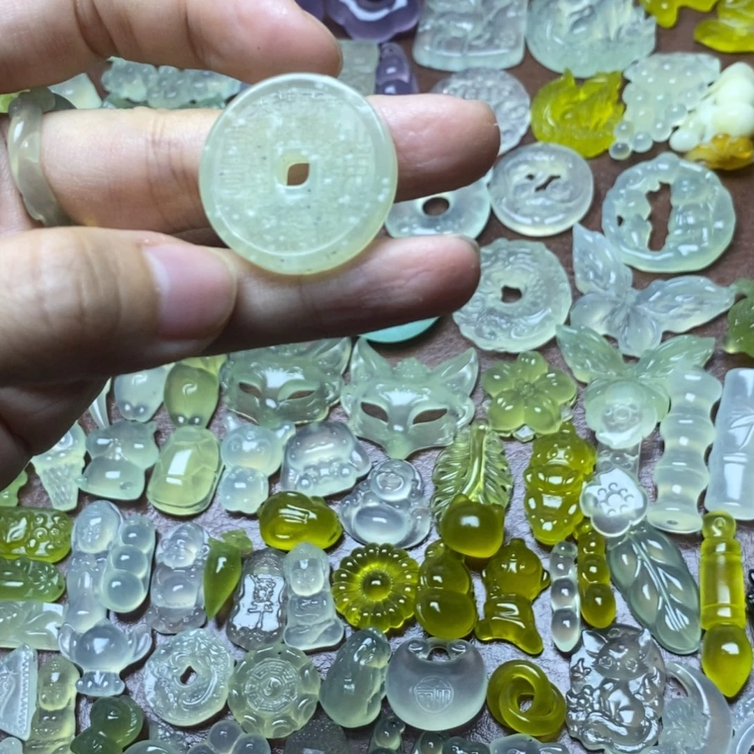 蛇纹石玉合金项链