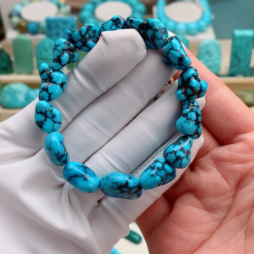 大****绿松石未镶嵌挂件