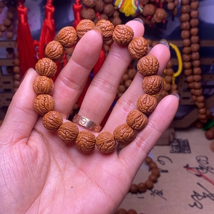 吊坠桃核龙纹桃枭