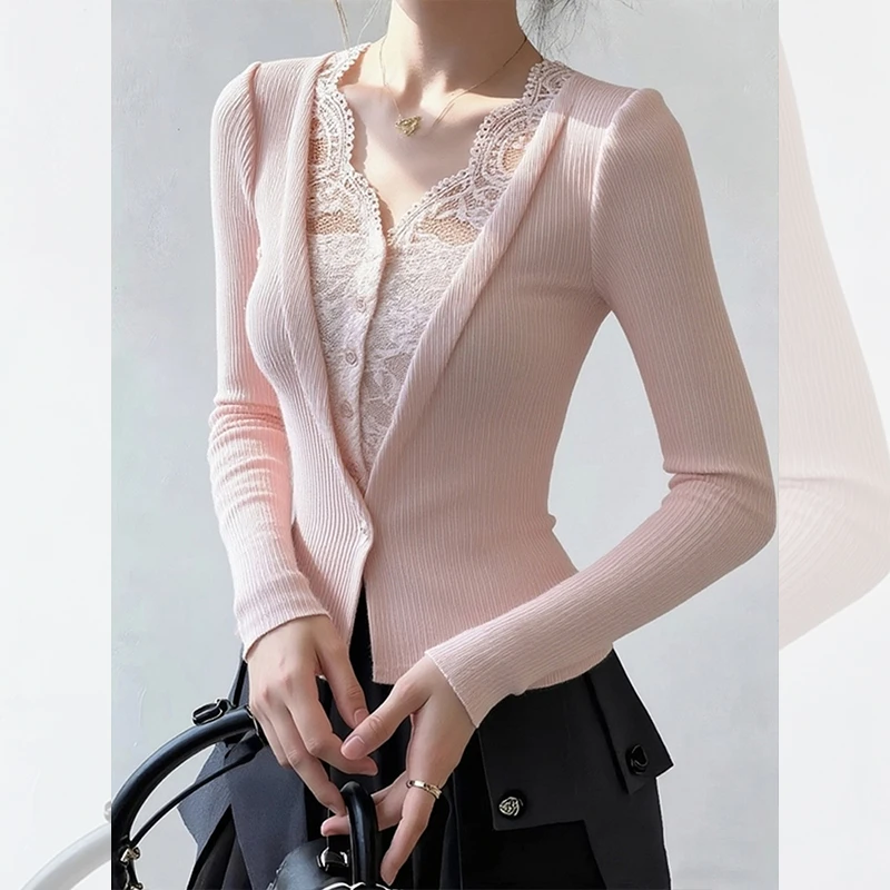 晚宴场合女装漂亮出片衣服秋冬穿搭粉色假两件蕾丝长袖针织衫上衣