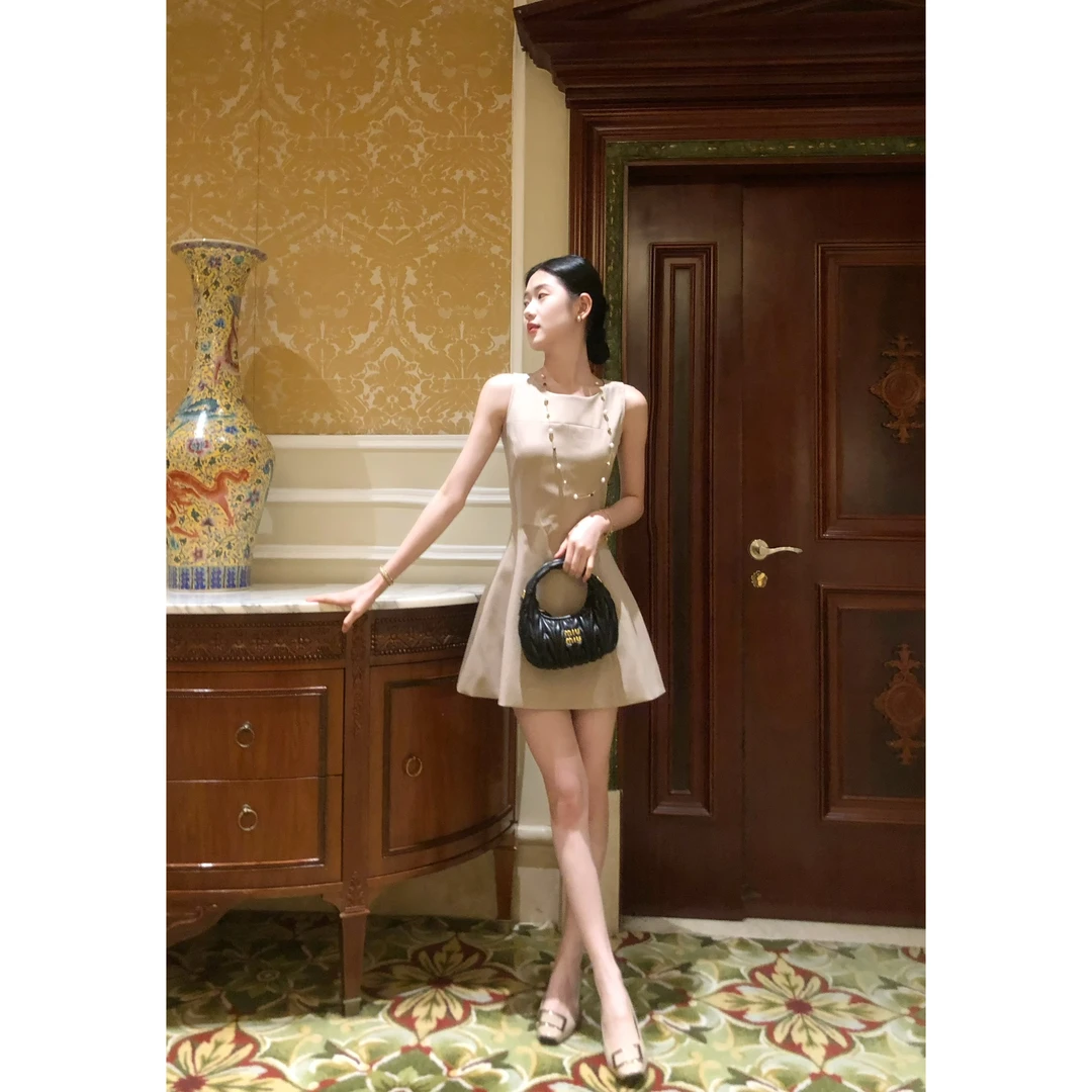 【无龄感】夏季无袖连衣裙女夏收腰高级感优雅短裙小个子连衣裙