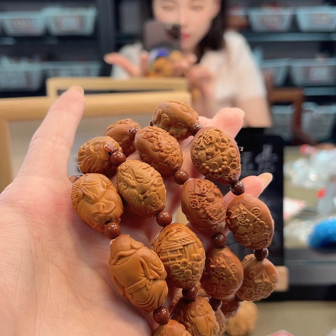 文玩核桃把件橄榄核手串万赞福利