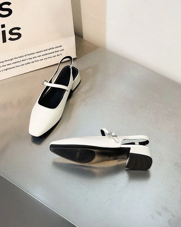 6929-1 法式小众黑色玛丽珍包头凉鞋仙女夏季平跟小皮鞋森系单K1
