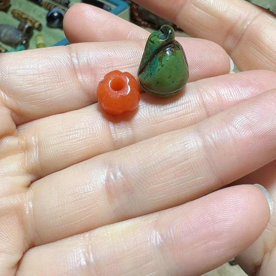 你***鼻玛瑙/玉髓未镶嵌车挂