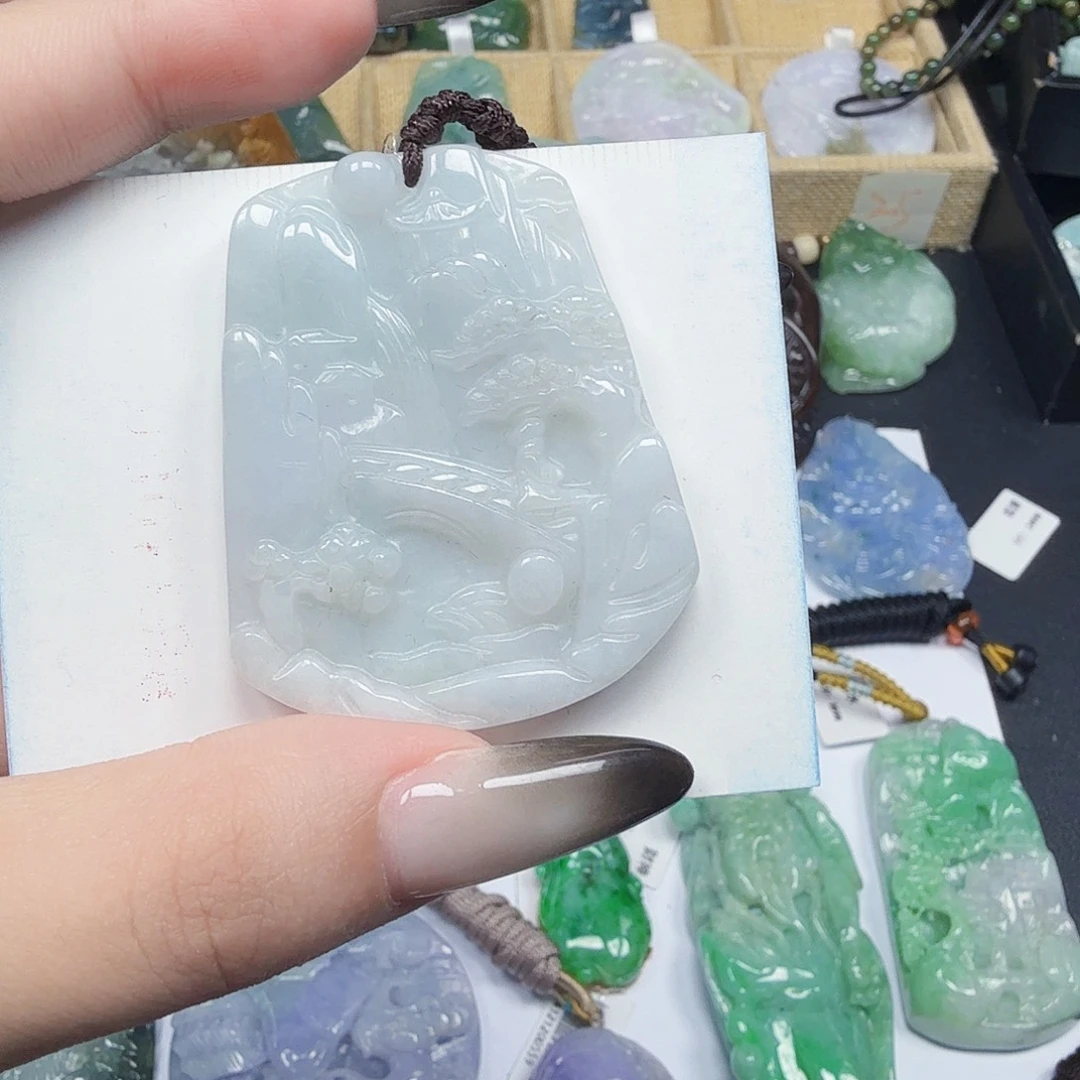 翡翠未镶嵌颈饰翡翠