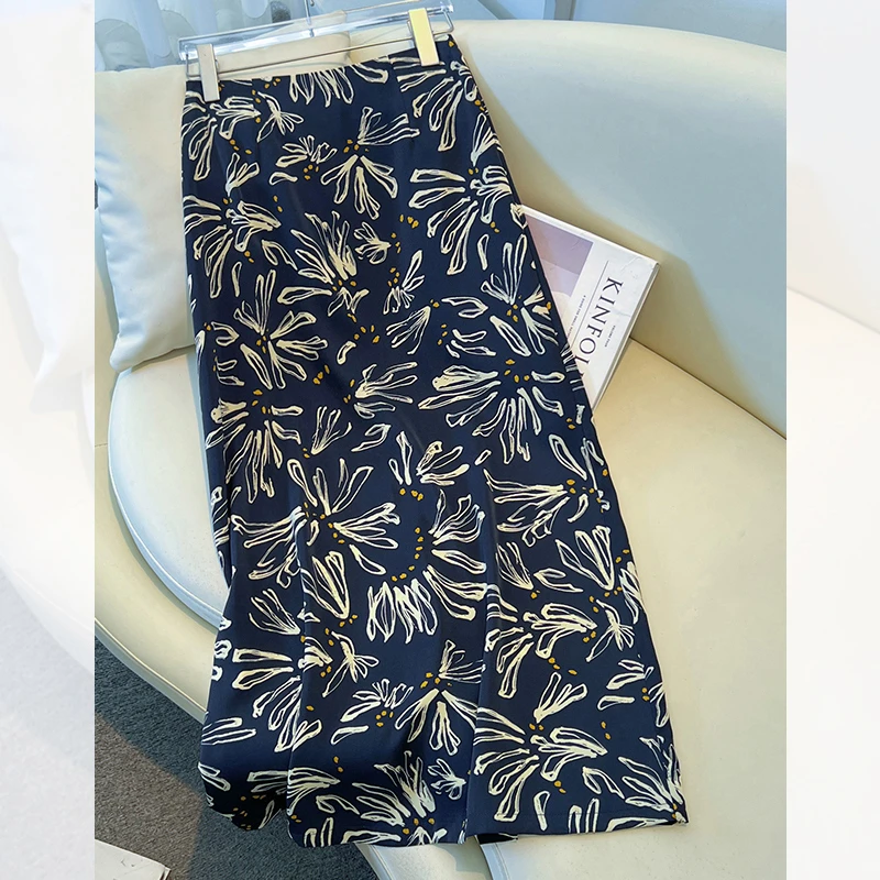 拉夏贝尔印花半身裙女夏季2025新款高腰垂感宽松直筒裙碎花包臀裙