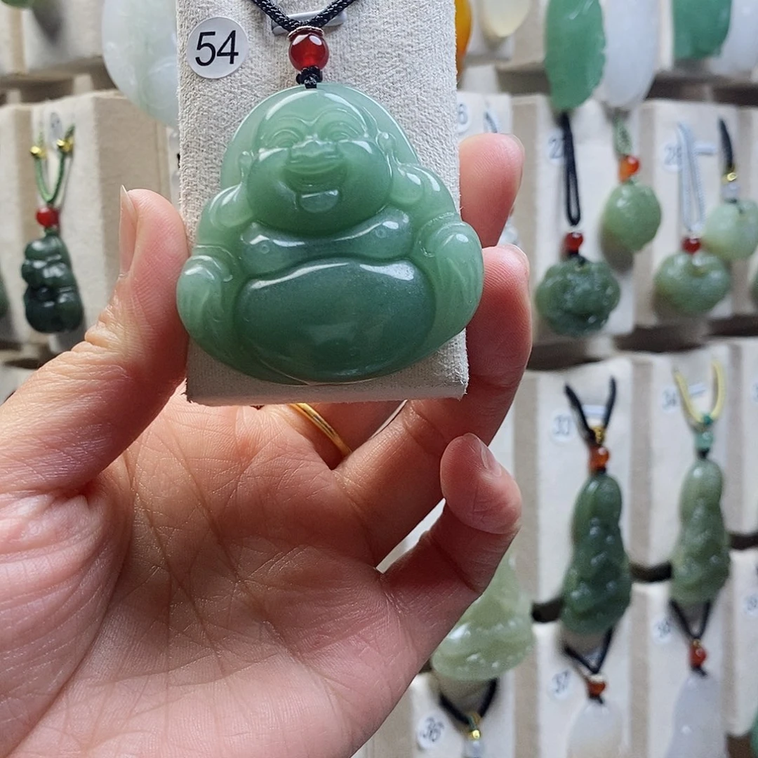 石英质玉未镶嵌颈饰