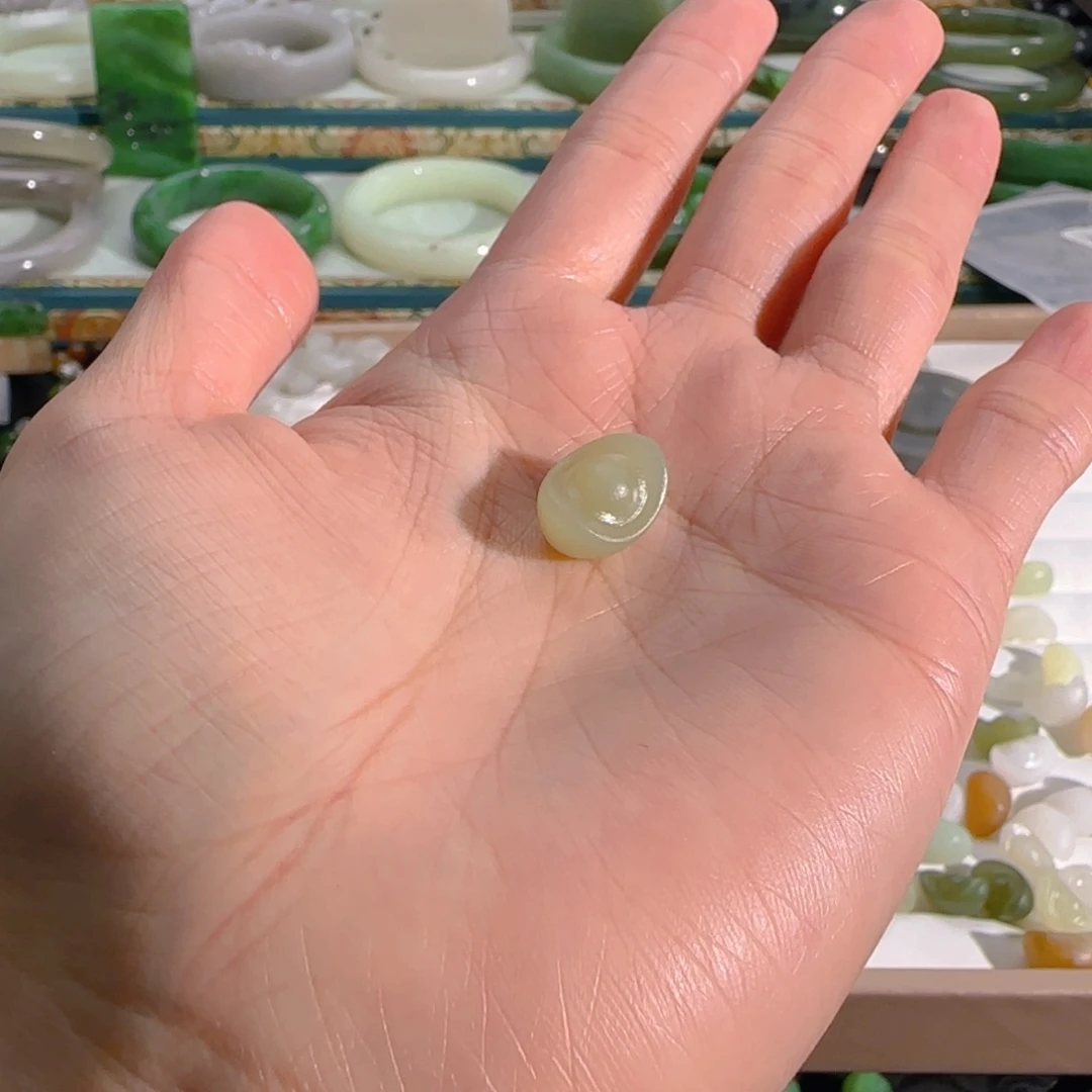 手链未镶嵌和田玉豆**满