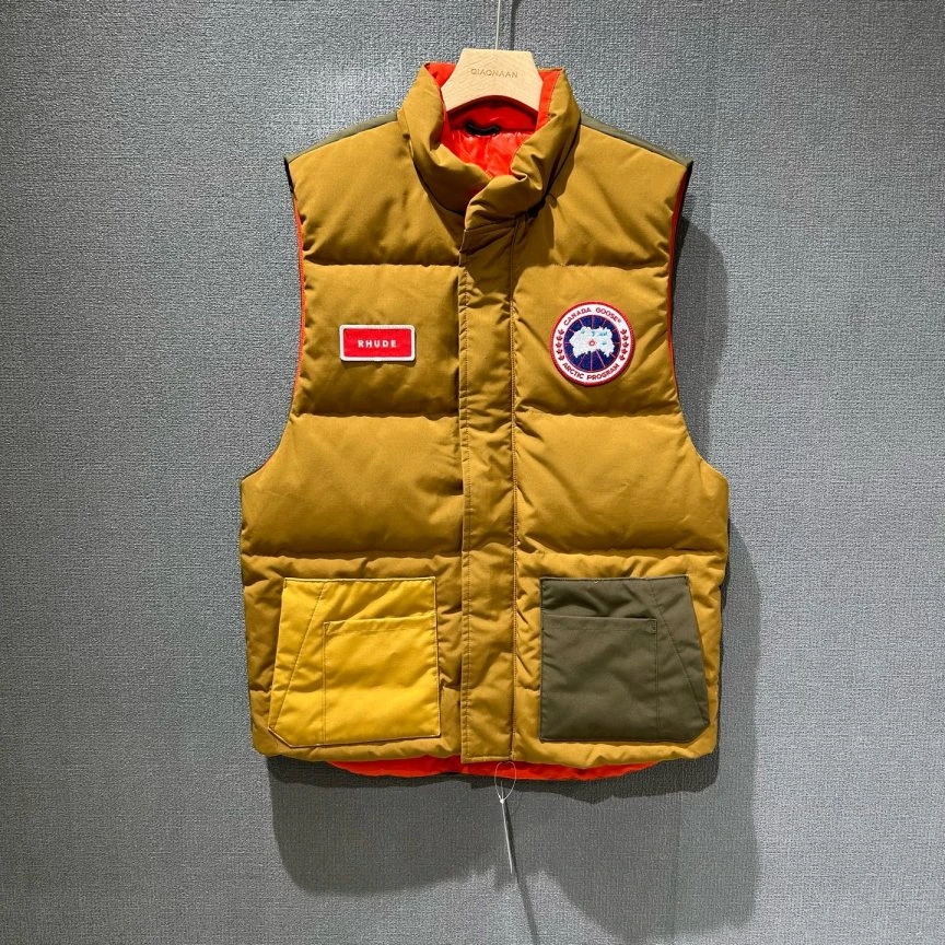 未使用 CANADA GOOSE 加拿大鹅(pm)羽绒马甲 全新s码/5120