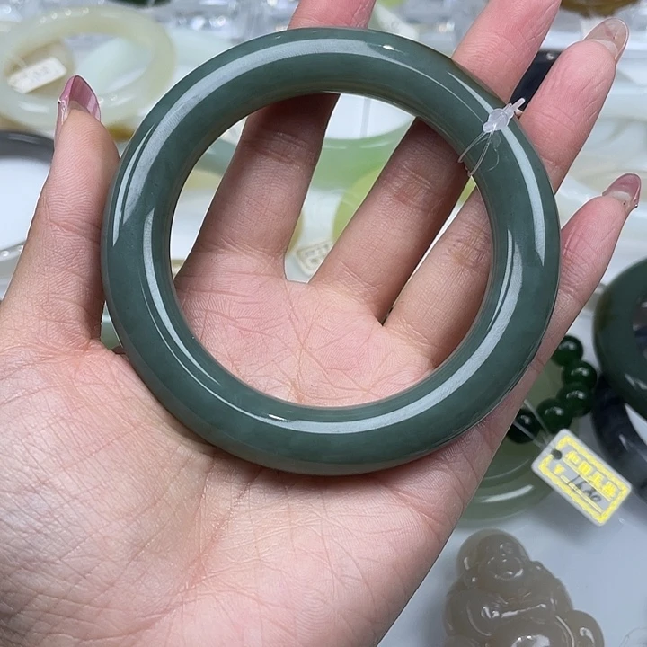 和田玉（糖玉）手镯60未镶嵌