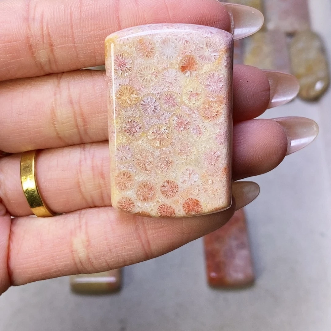 合金颈饰硅化玉用****1