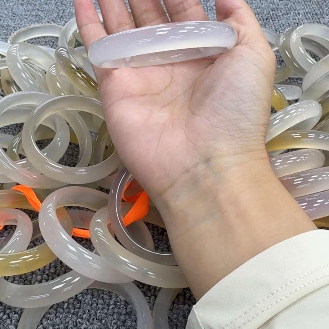 玛瑙/玉髓手镯未镶嵌12