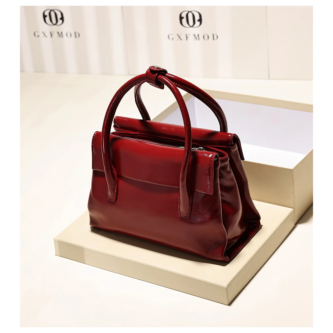 GXFMOD小众设计高级感头层牛皮小方包女2025早秋新款复古红斜挎包