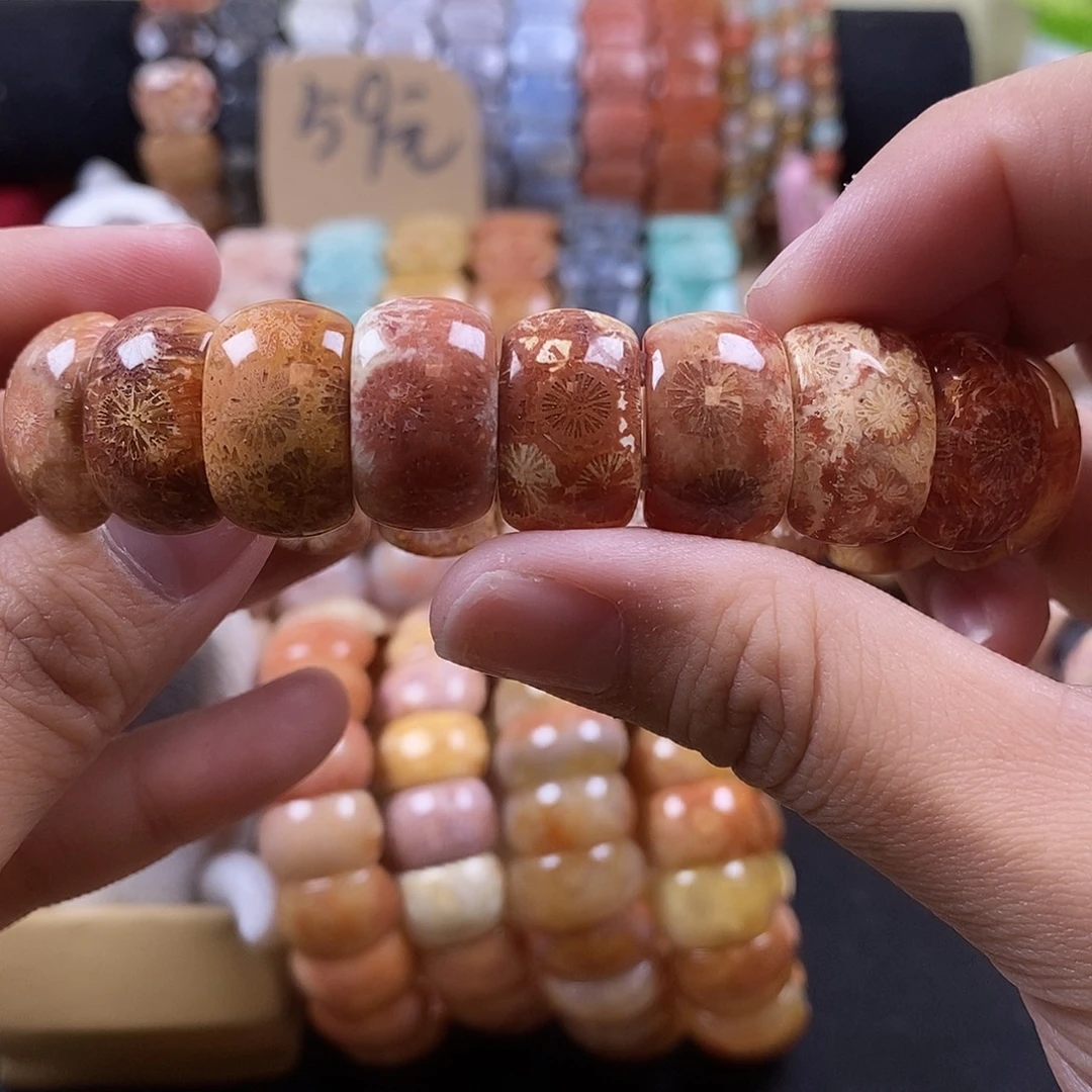 硅化珊瑚（珊瑚玉）未镶嵌手牌 65