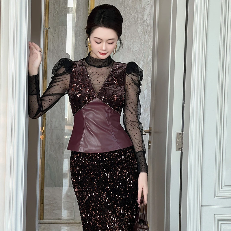 春季新款打底衫镂空设计感女人味网纱拼接pu皮假两件亮片气质上衣
