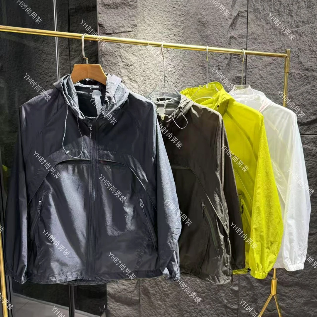 2025夏季新款时尚潮流连帽防晒服户外休闲运动薄款透气防晒外套