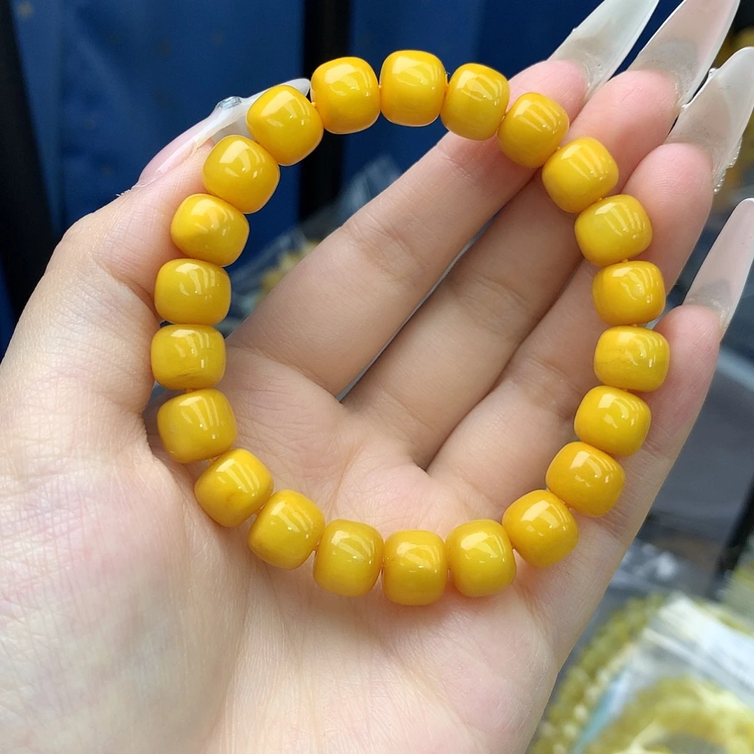 蜜蜡未镶嵌珠宝奇石
