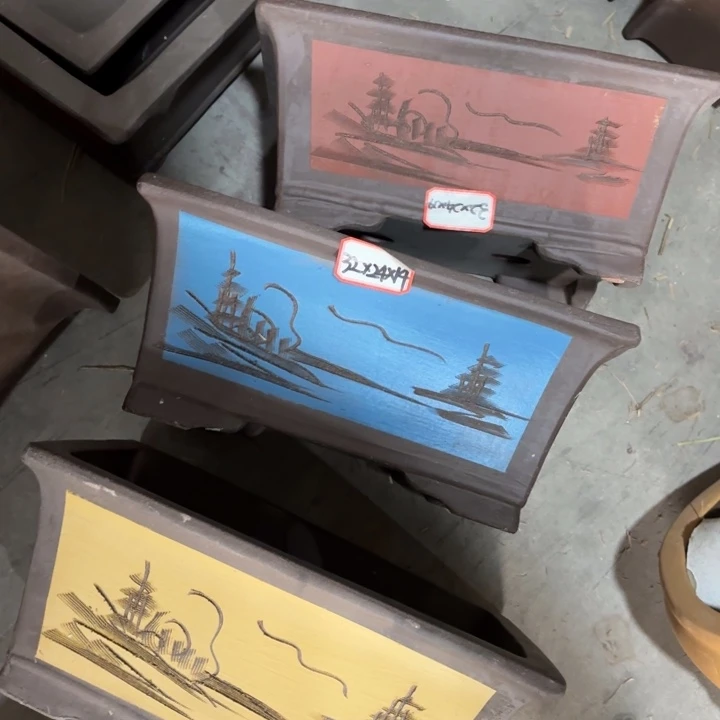 紫砂花盆100-4。