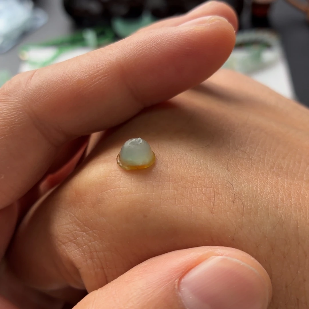 定制翡翠未镶嵌莲花