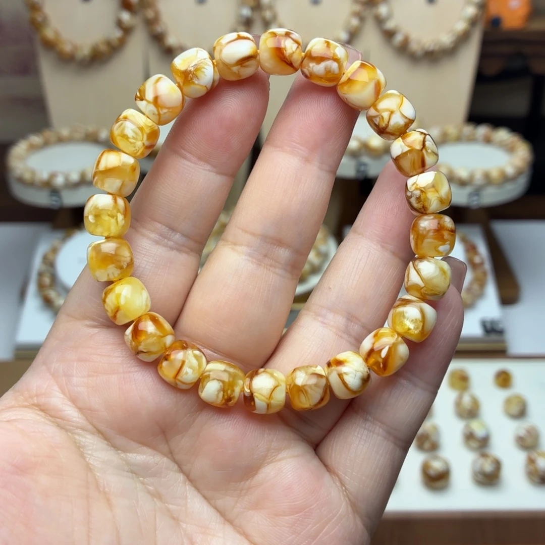 9mm沁色精工老型手串一条