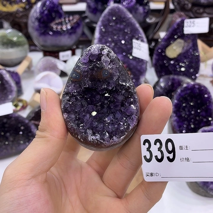 未镶嵌水晶大型摆件（非配饰）