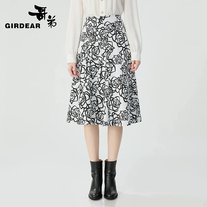 GIRDEAR/哥弟新款时尚百搭绽放经典A字半身裙摆百搭伞裙1200378