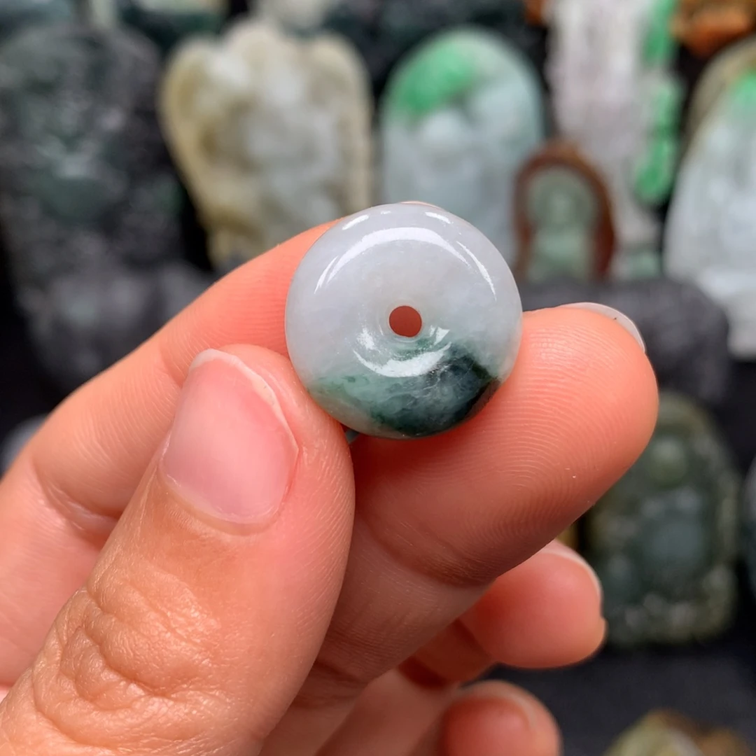 翡翠未镶嵌颈饰天然翡翠A货