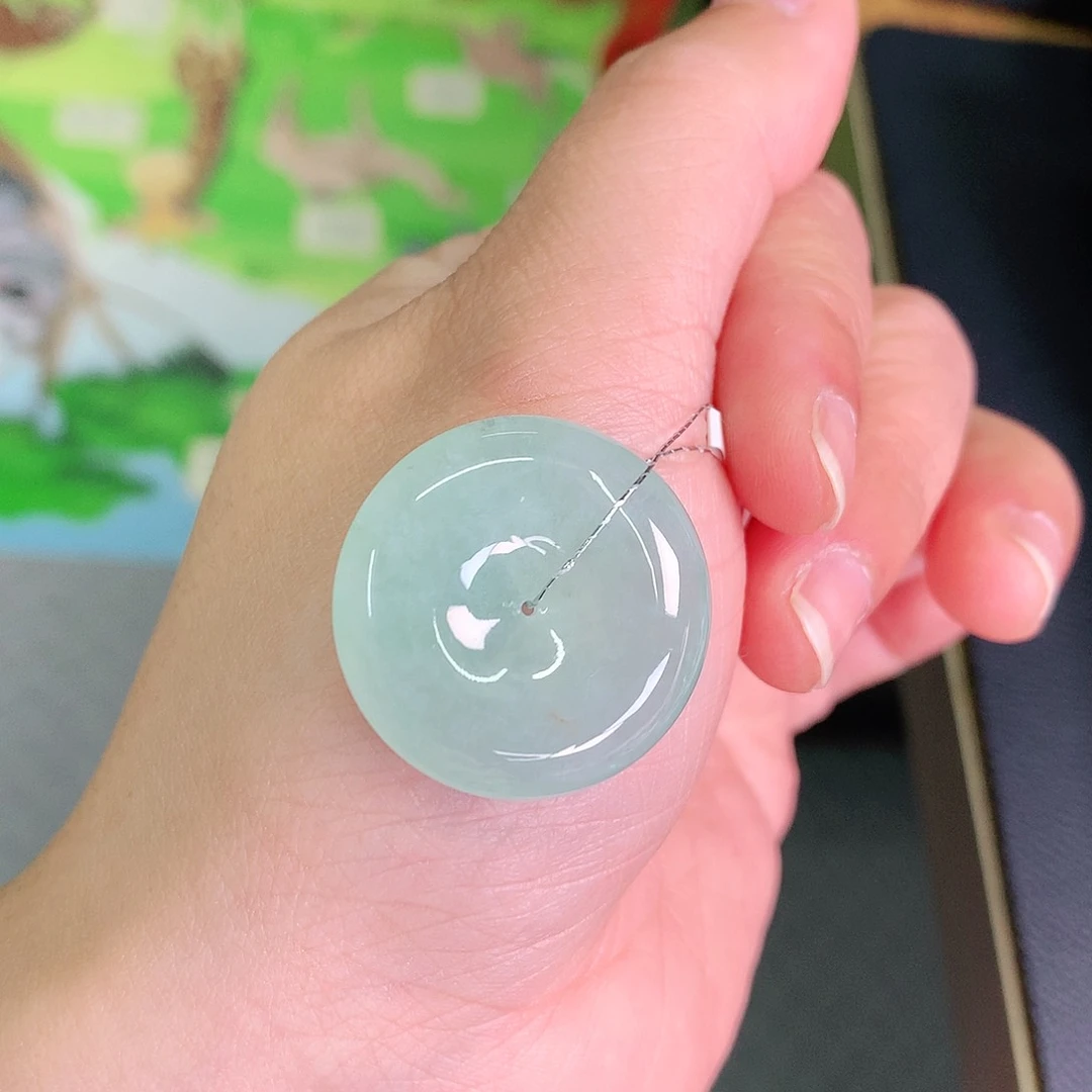 翡翠颈饰未镶嵌冰绿扣26.7*6.6