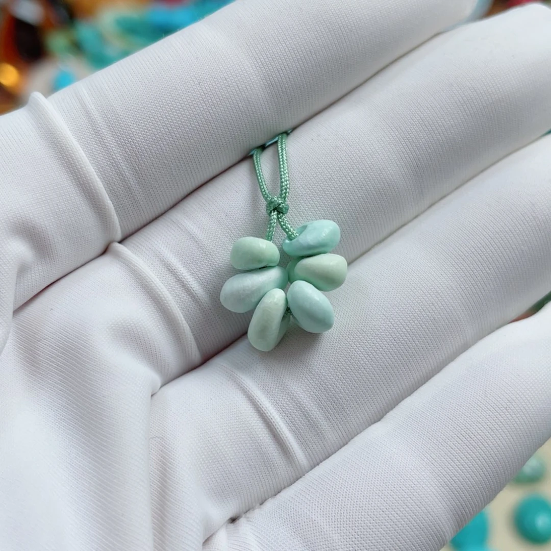 ****乐绿松石未镶嵌珠宝奇石