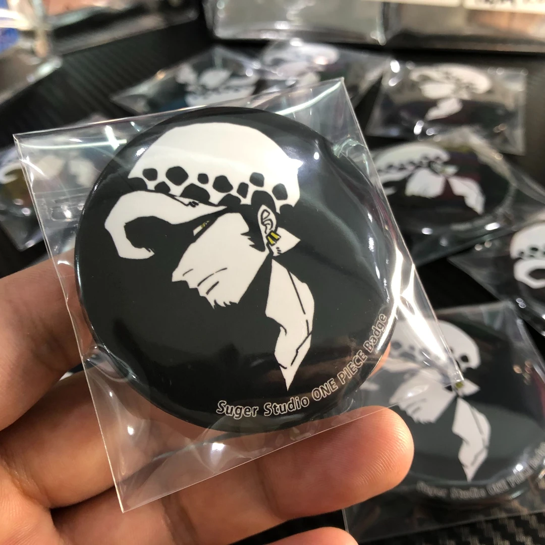 【二创自印】海贼王58mm黑白撞色特拉法尔加D罗帅气吧唧