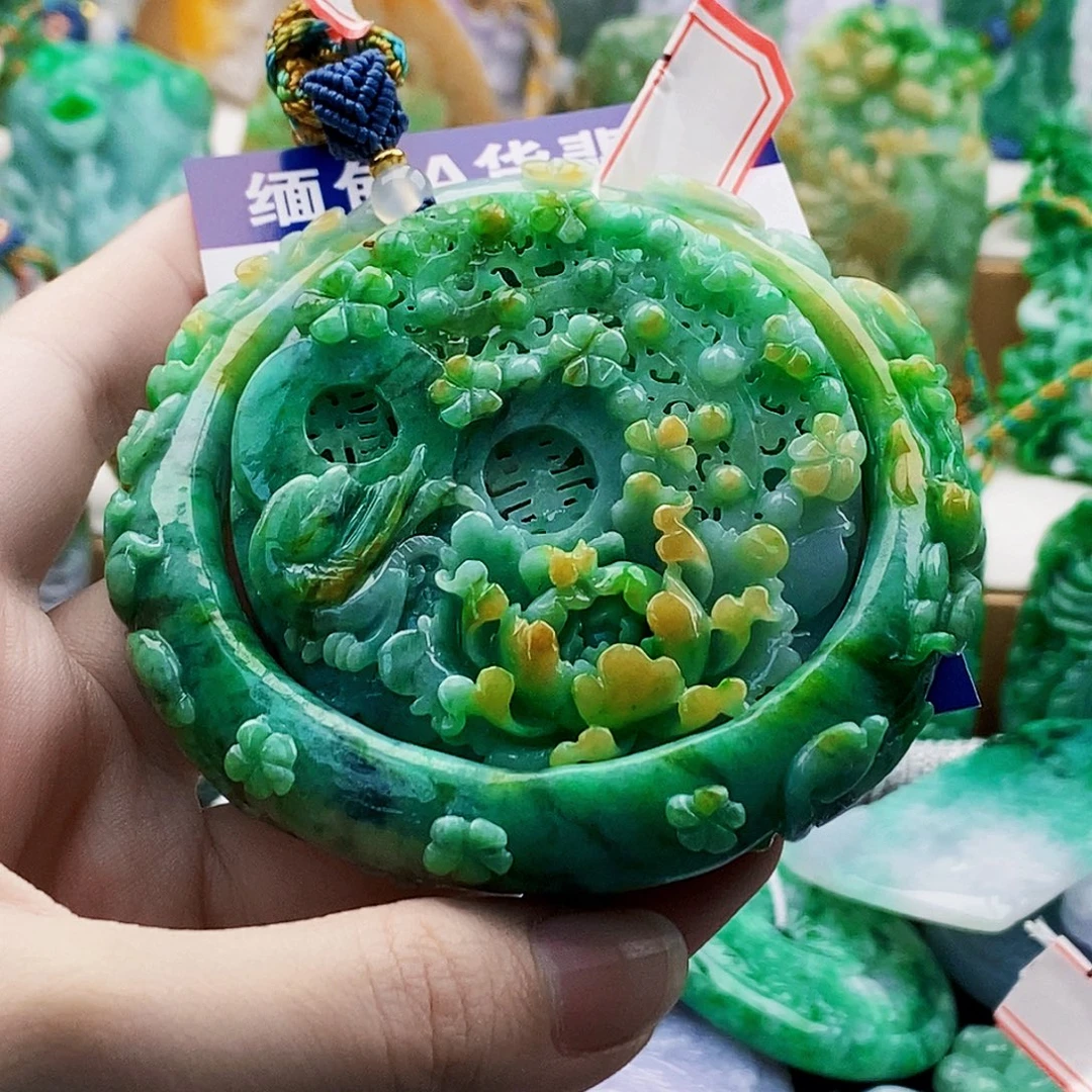 用***1翡翠未镶嵌吊坠(不含链)