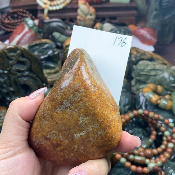 岫岩河磨玉（透闪石质玉）把件未镶嵌