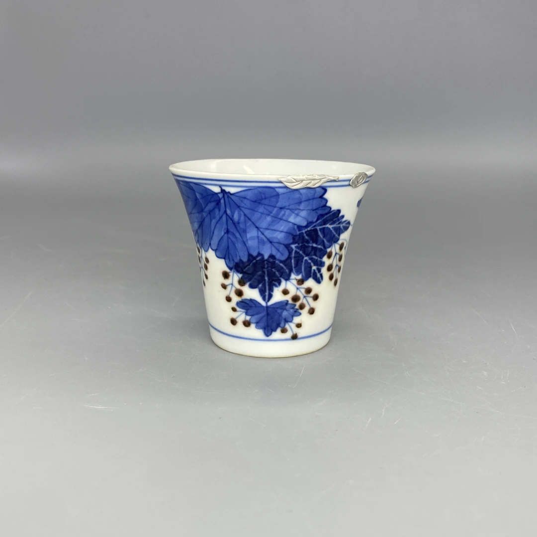 52412034*民国青花釉里红葡萄纹马蹄杯/瓷器五/江苏省文物总店/