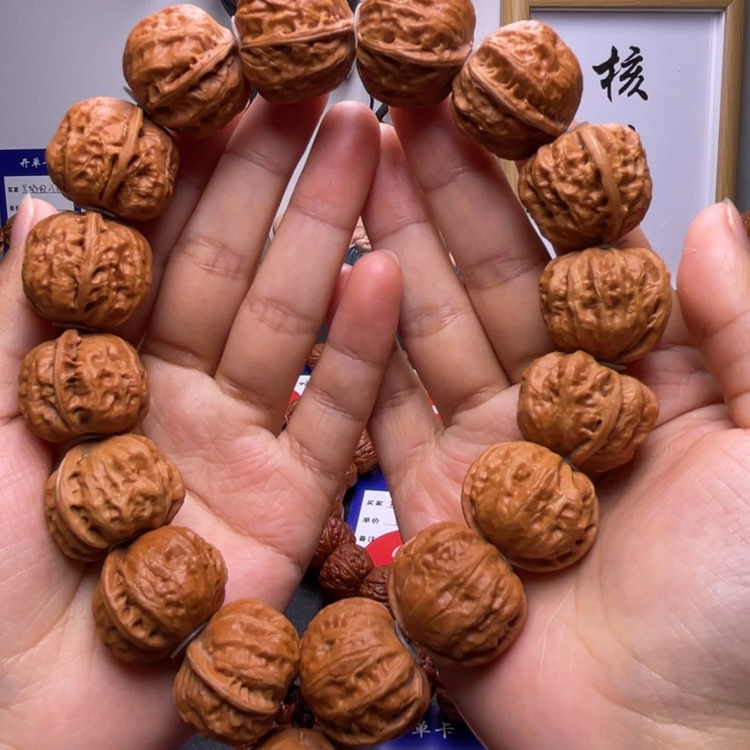 文玩核桃吊坠蛤蟆头手持