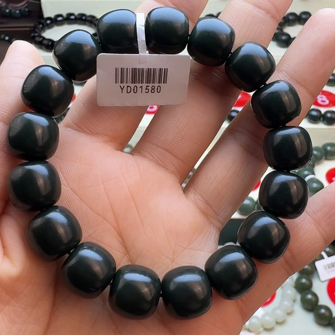 和田玉未镶嵌手串