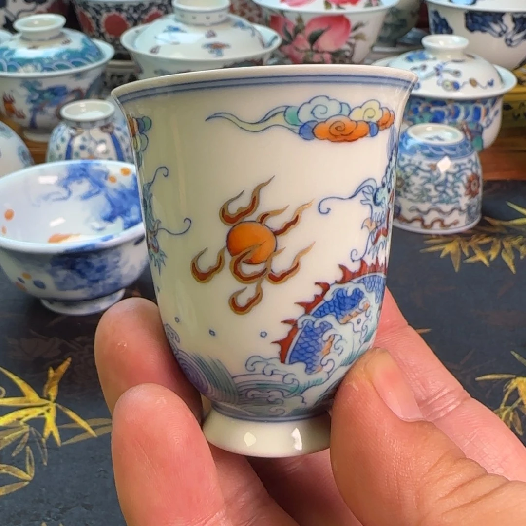 双龙戏珠斗彩闻香主人杯