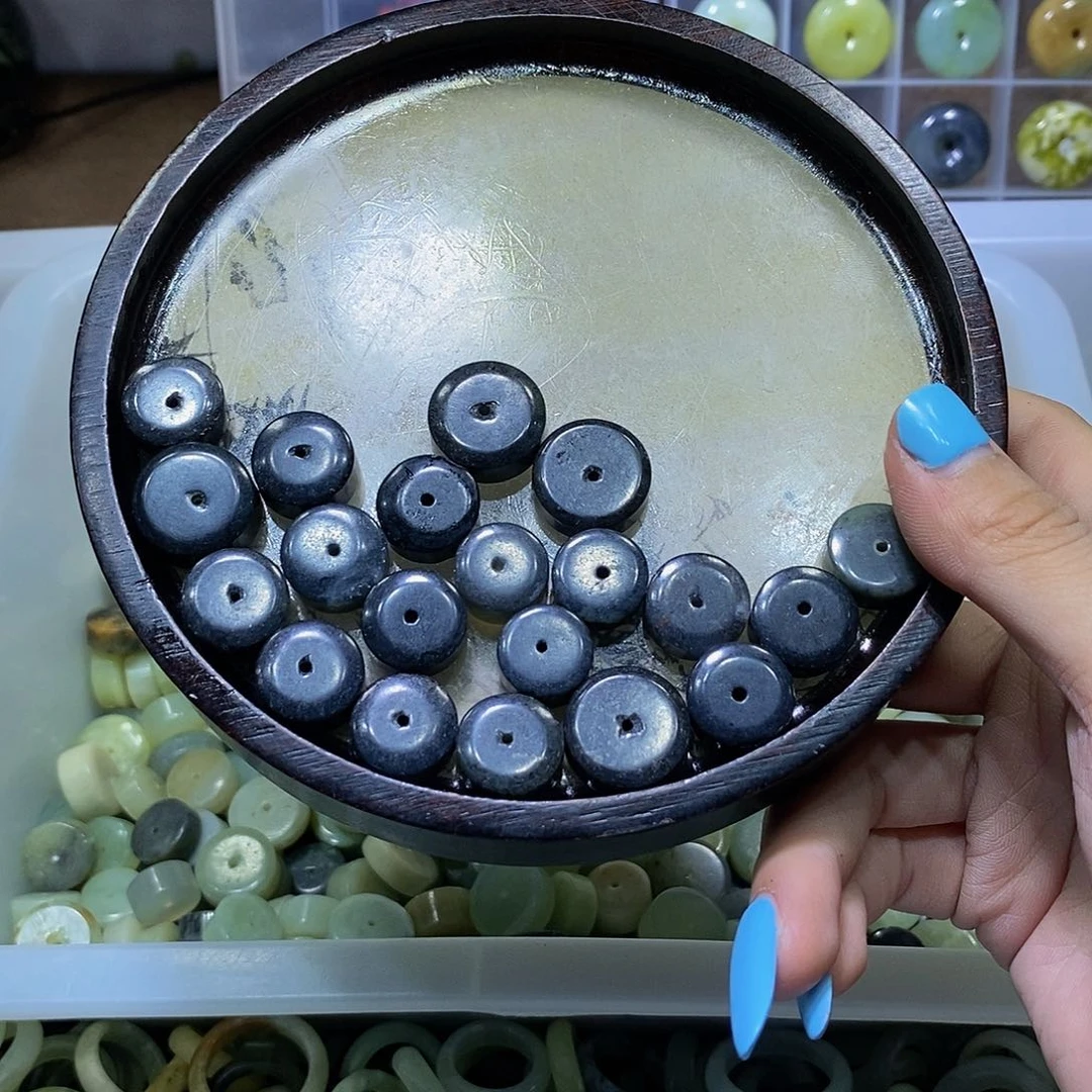 蛇纹石玉未镶嵌其他240