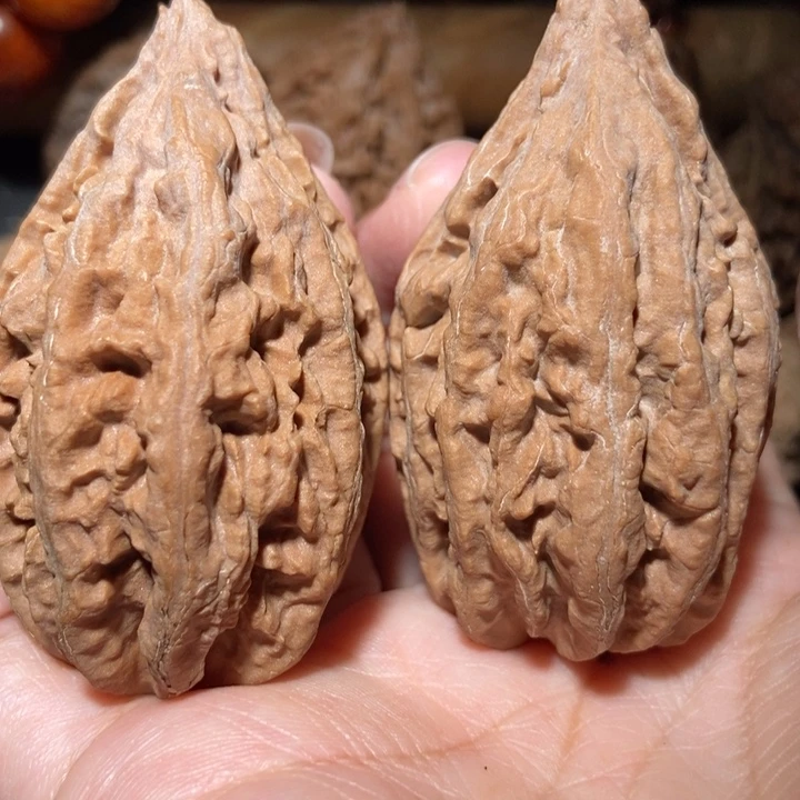 把件文玩核桃东北楸子小雪32