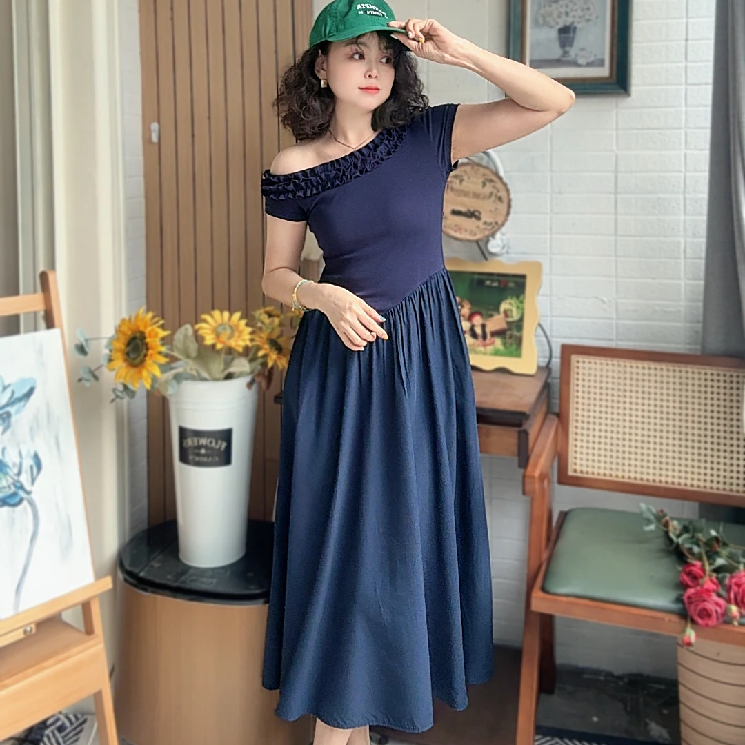 复古港风设计感斜肩连衣裙女夏季气质显瘦露肩中长裙