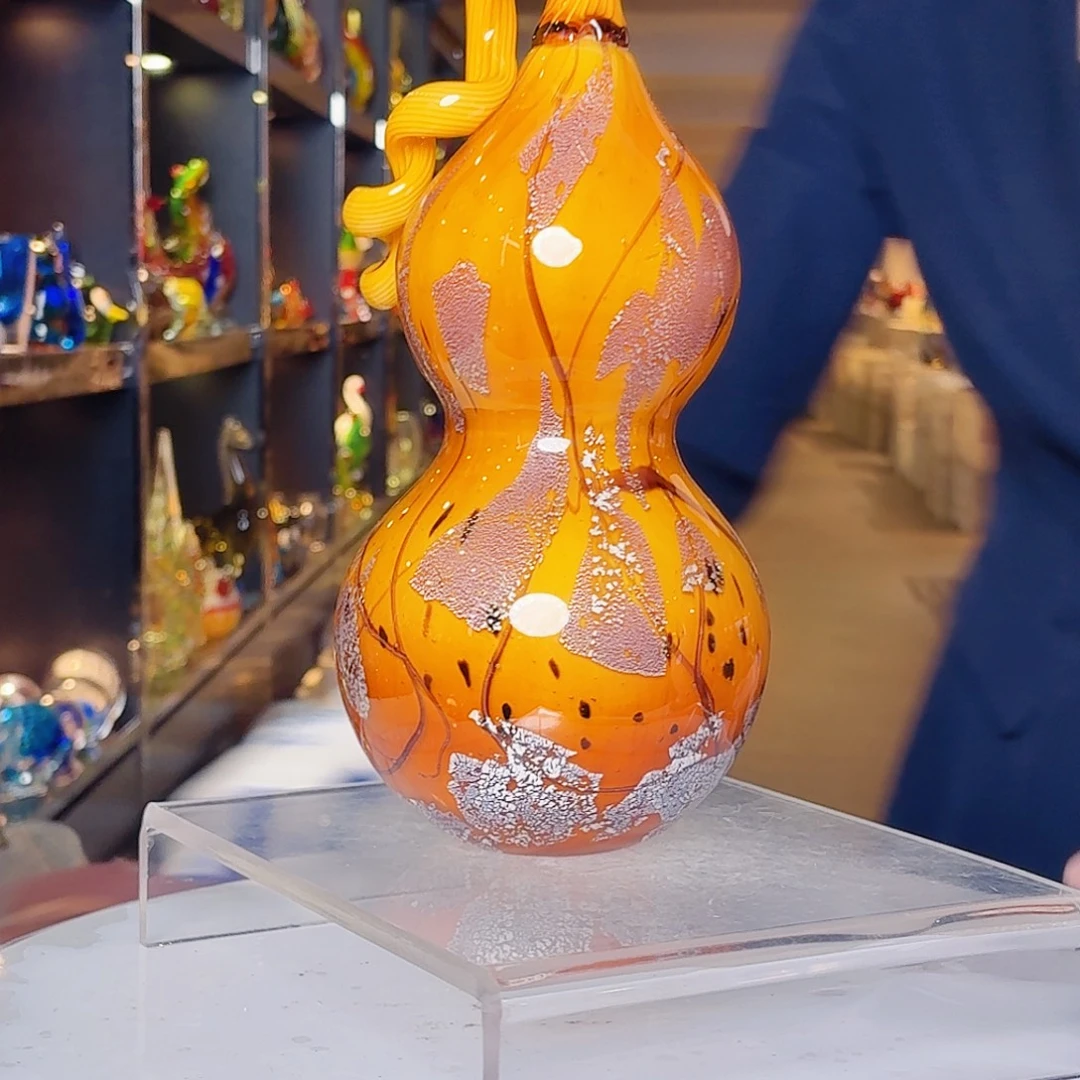 摆件琉璃岛上有个叫小