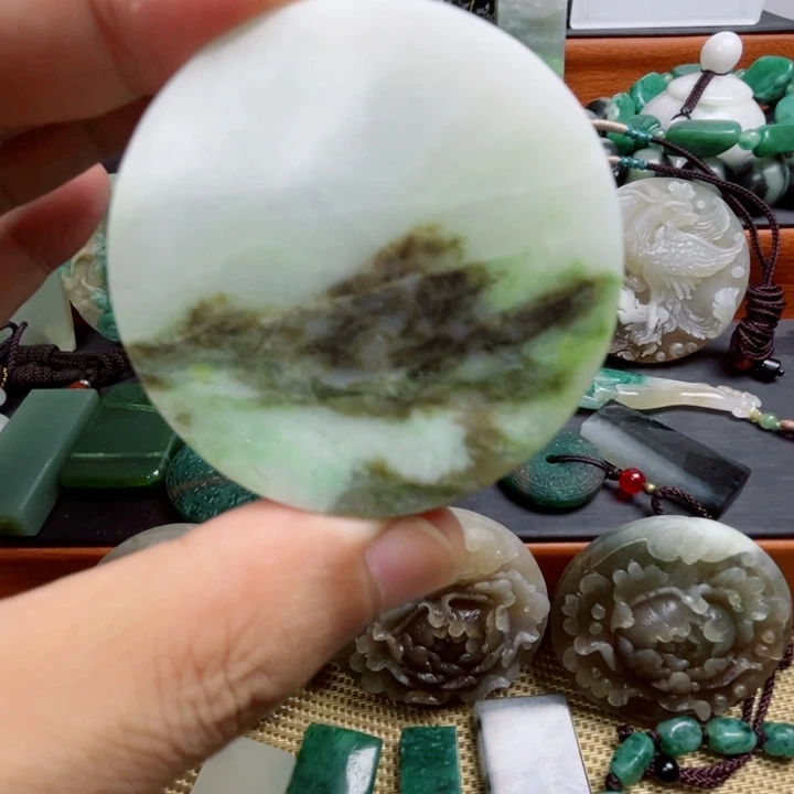 独山玉未镶嵌珠宝半成品
