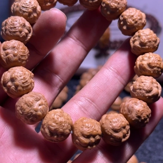 猴头核桃手串橄榄油等多种