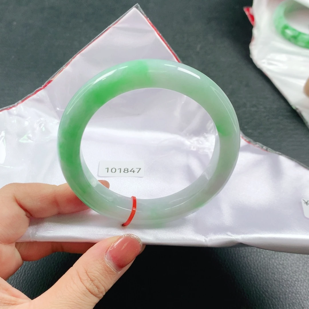 翡翠未镶嵌手镯60.8圈03