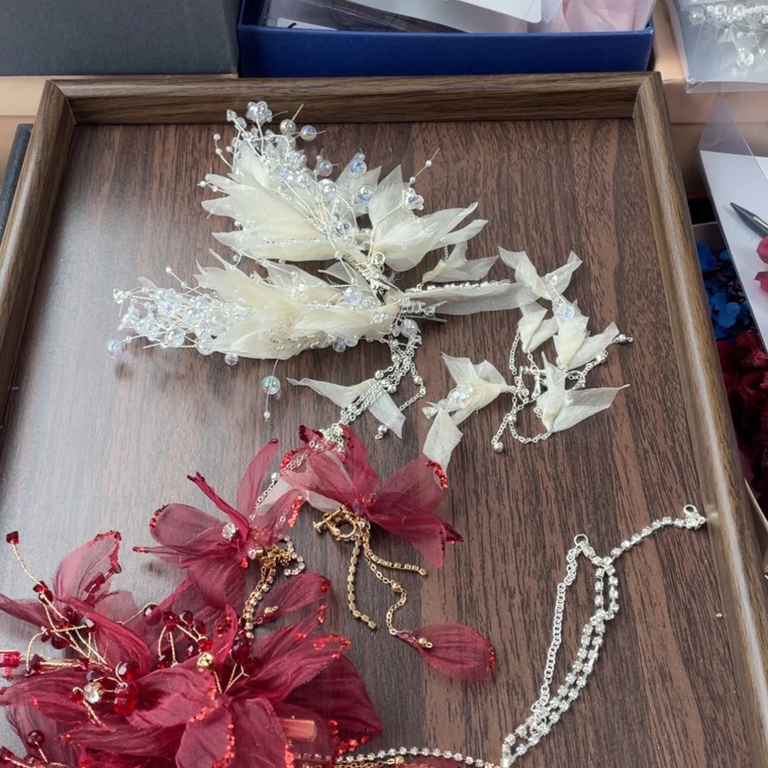 混合材质新娘头饰