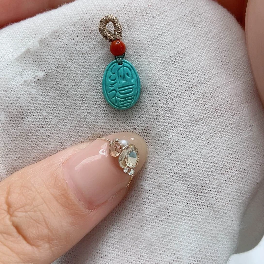 南红玛瑙未镶嵌珠宝奇石