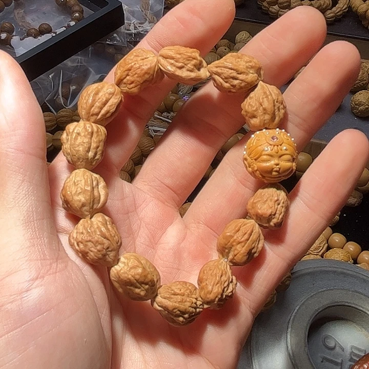 芋***泥手串猴头核桃异形蛤蟆头