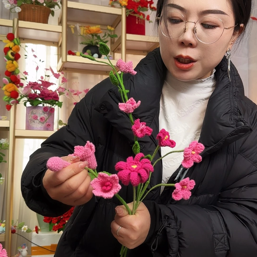 手工钩织设计花束