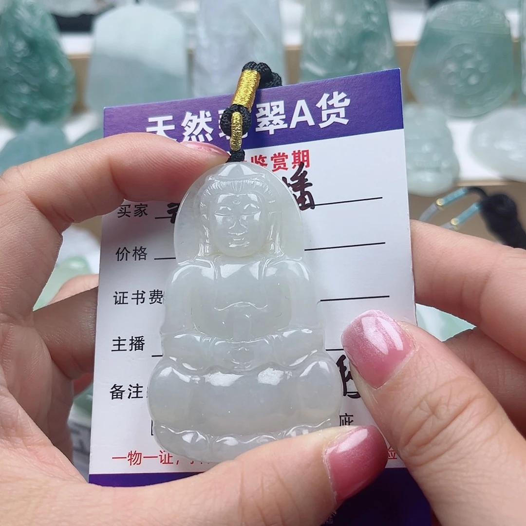 翡翠未镶嵌颈饰