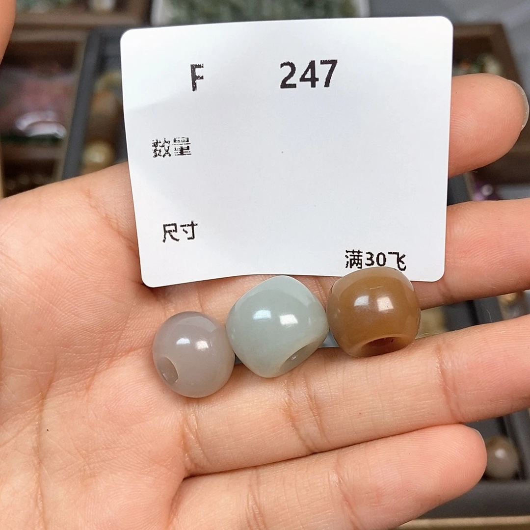 T***6颈饰银S925镶嵌水晶F247